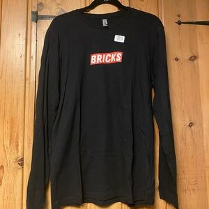 Bricks Long Sleeve